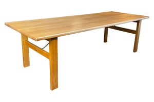 Solid oak coffee table by Børge Mogensen